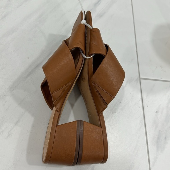 NEW! Vince Camuto Barn Brown Seedanta Heel - Size 7 - Picture 11 of 16